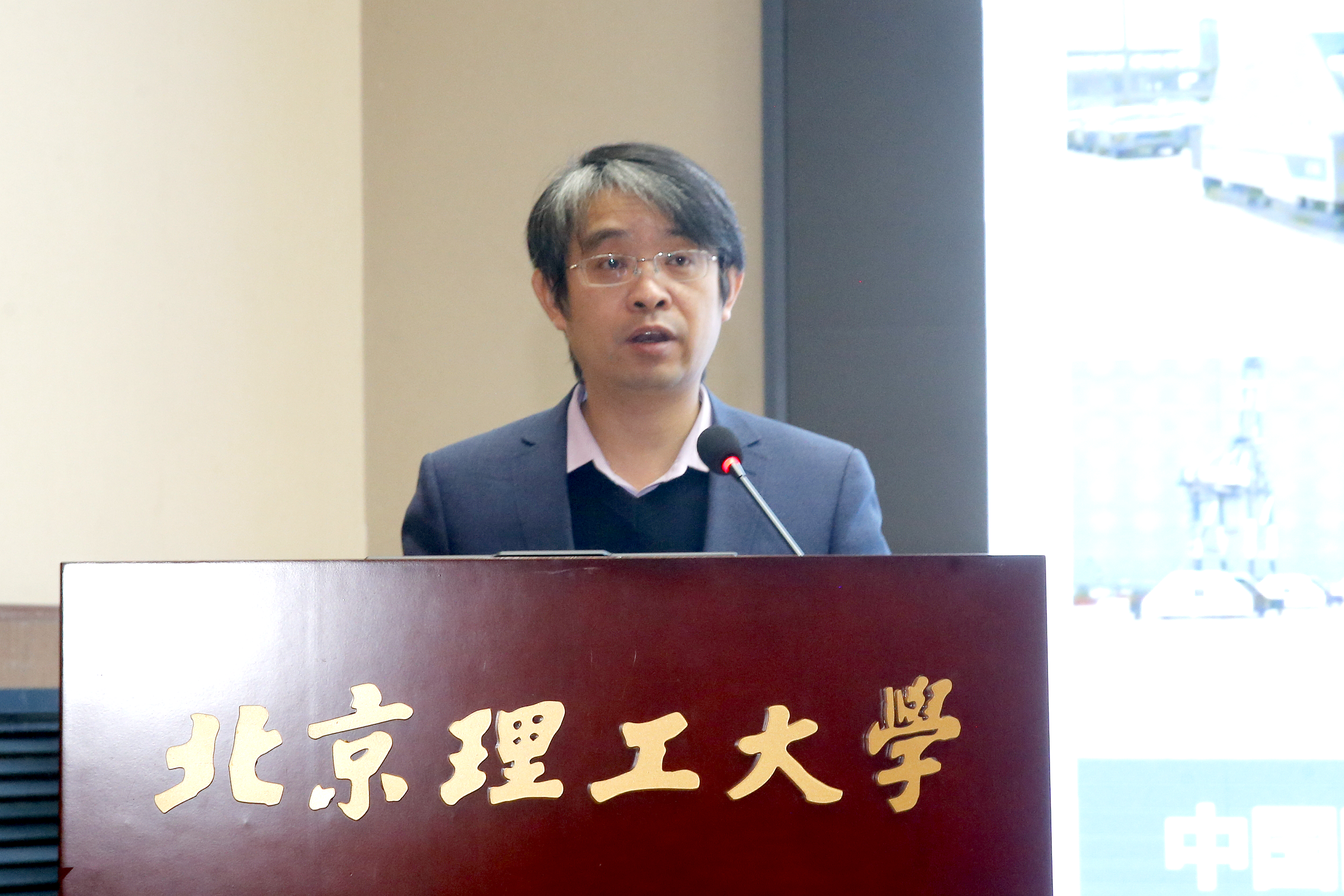 孙健汇报.jpg